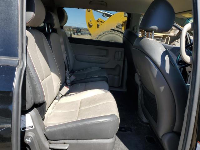 KNDMB5C10J6367895 KIA SEDONA LX