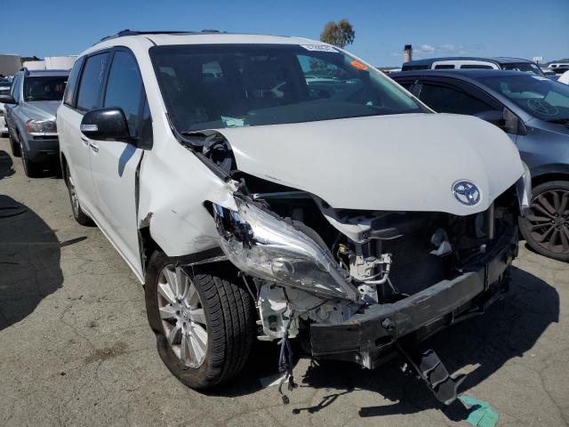 5TDYK3DC2GS704002 Toyota SIENNA XLE
