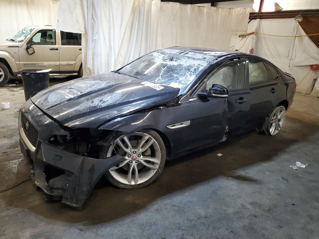 SAJBL4FX0JCY62969 JAGUAR XF R - SPO 2018