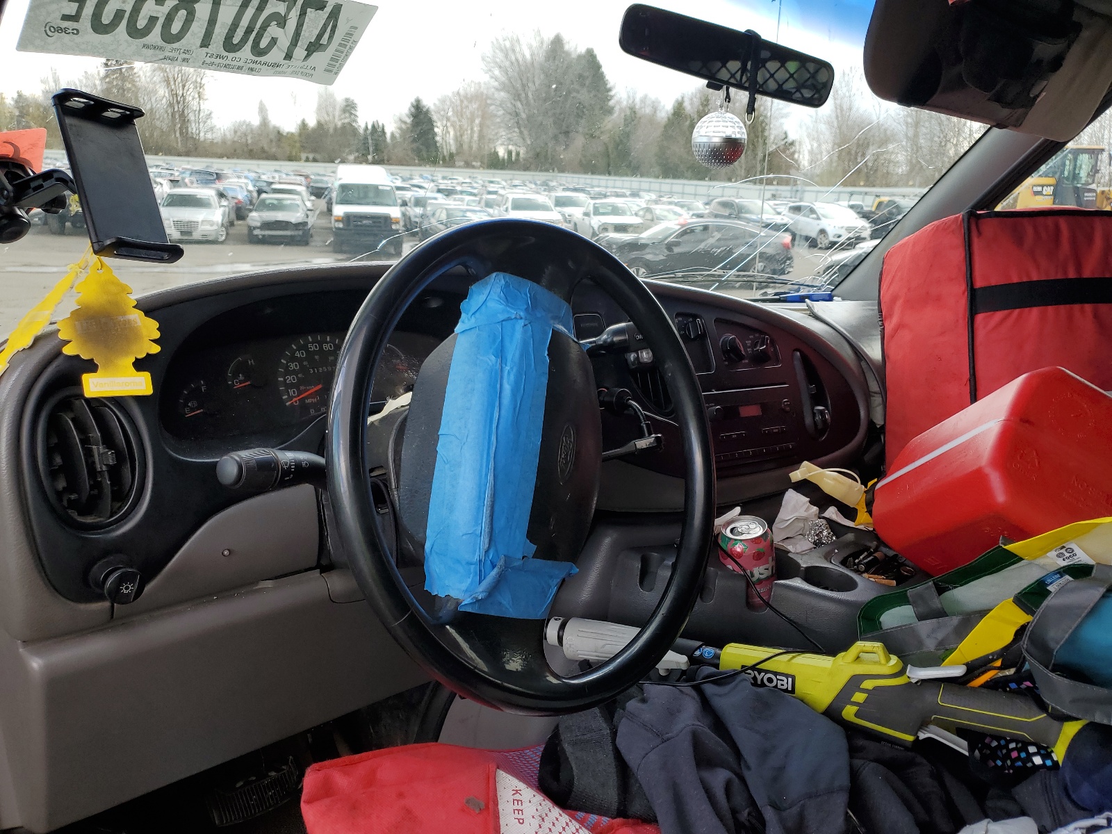 1FTRE1422XHA10471 1999 Ford Econoline E150 Van