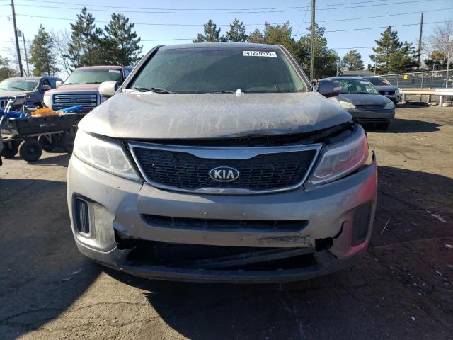5XYKTCA6XFG643169 KIA SORENTO LX