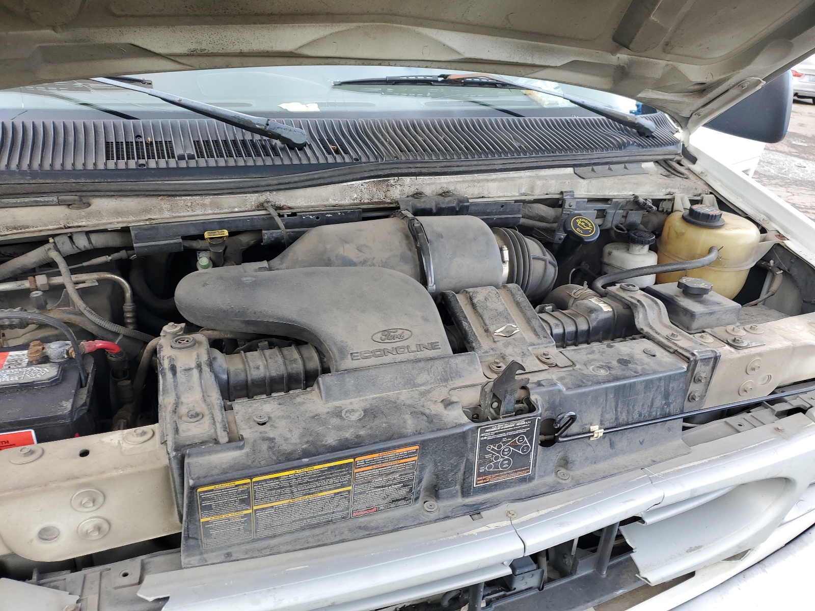 1FTRE1422XHA10471 1999 Ford Econoline E150 Van