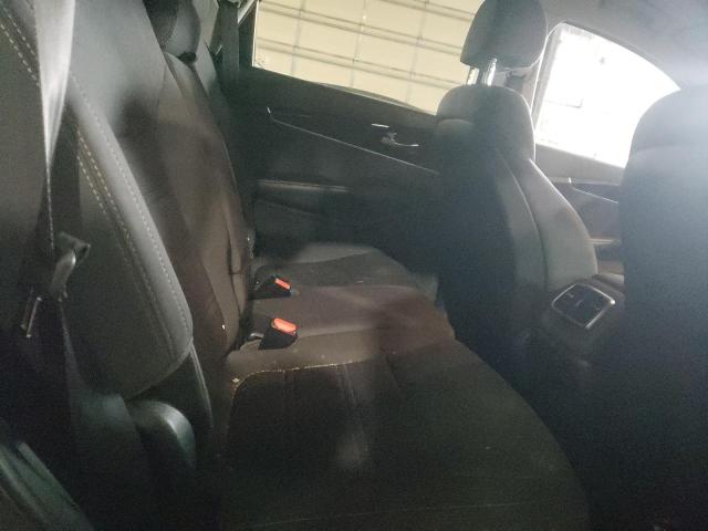 5XYPGDA52JG345053 KIA SORENTO LX
