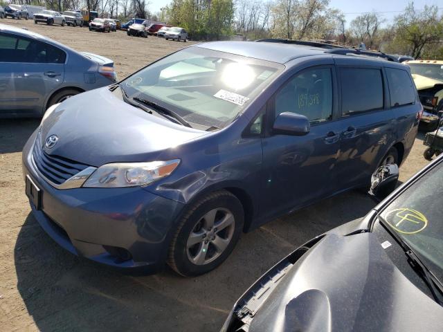 2016 Toyota Sienna LE