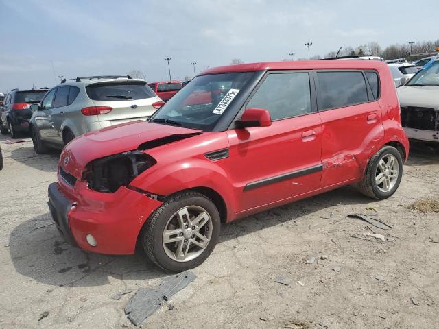 Kia Soul красный 2010