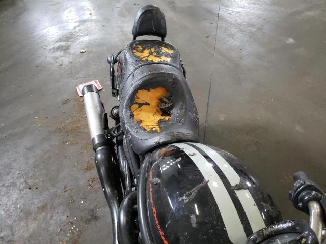 2010 HARLEY-DAVIDSON VRSCDX - 1HD1HHH16AC802849