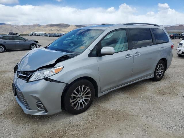 2019 Toyota Sienna XLE