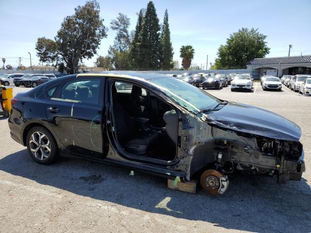 3KPF24ADXME268404 KIA FORTE FE