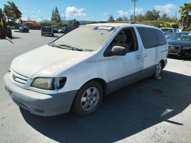 2003 Toyota Sienna CE