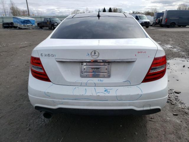2015 MERCEDES-BENZ C 250 - WDDGJ4HB4FG365912