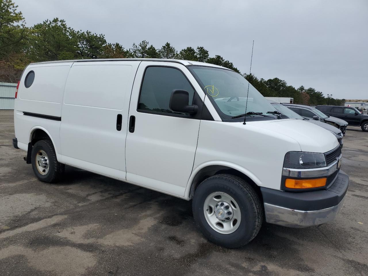 1GCWGFCA3B1189401 2011 Chevrolet Express G2500