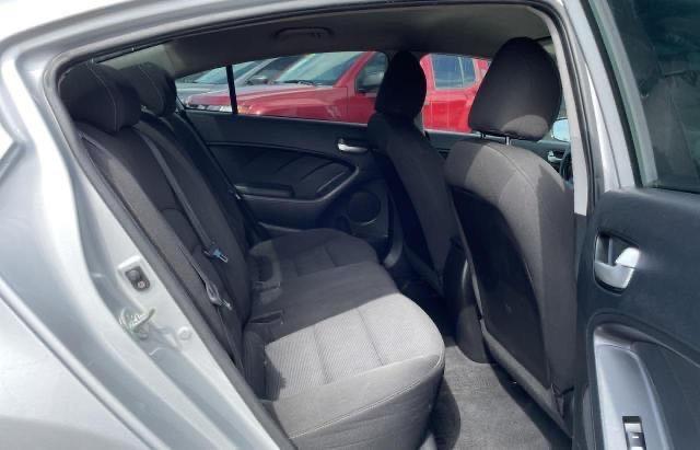 3KPFK4A73JE220832 KIA FORTE LX