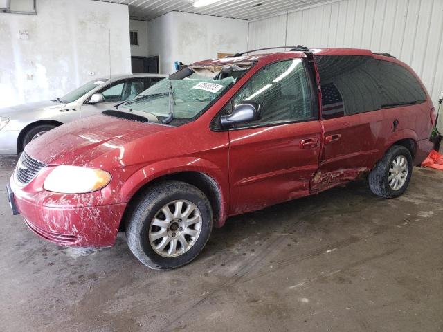 Lot #2403876382 2002 CHRYSLER TOWN & COU salvage car