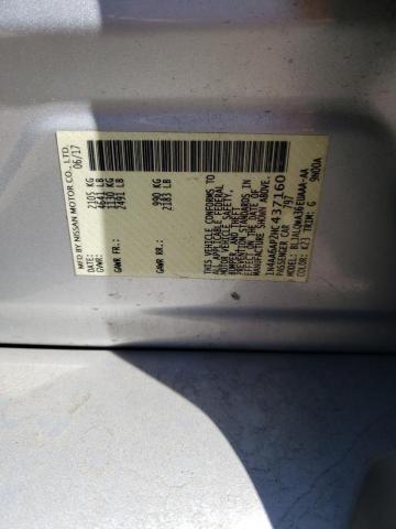 1N4AA6AP2HC437160 Nissan Maxima 3.5s