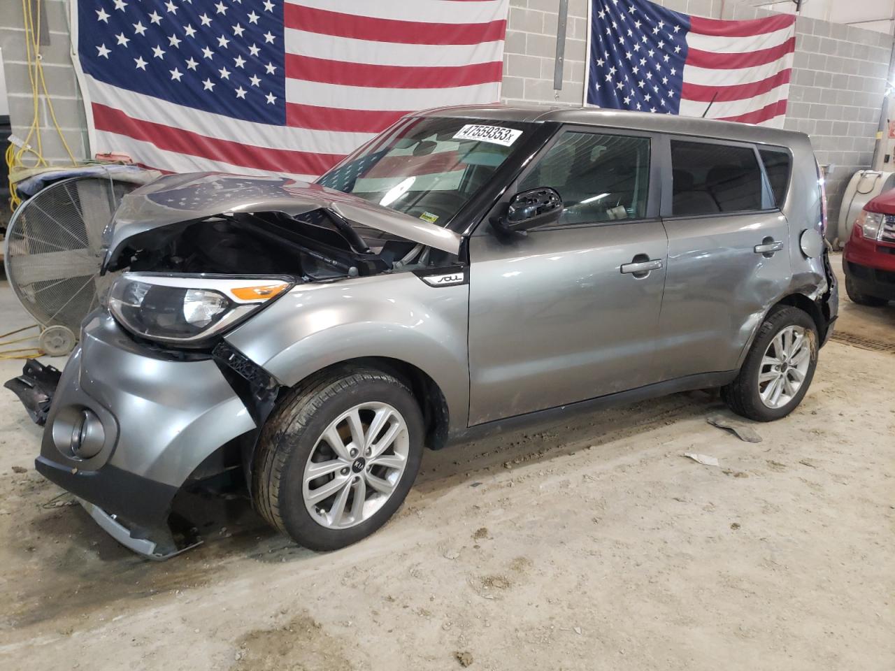 KNDJP3A52K7632875 2019 Kia Soul +