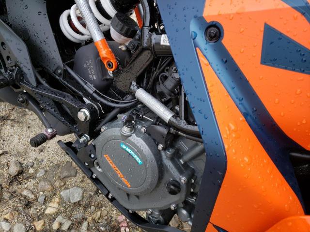 2022 KTM 390 RC - MD2JYJ400NC210823