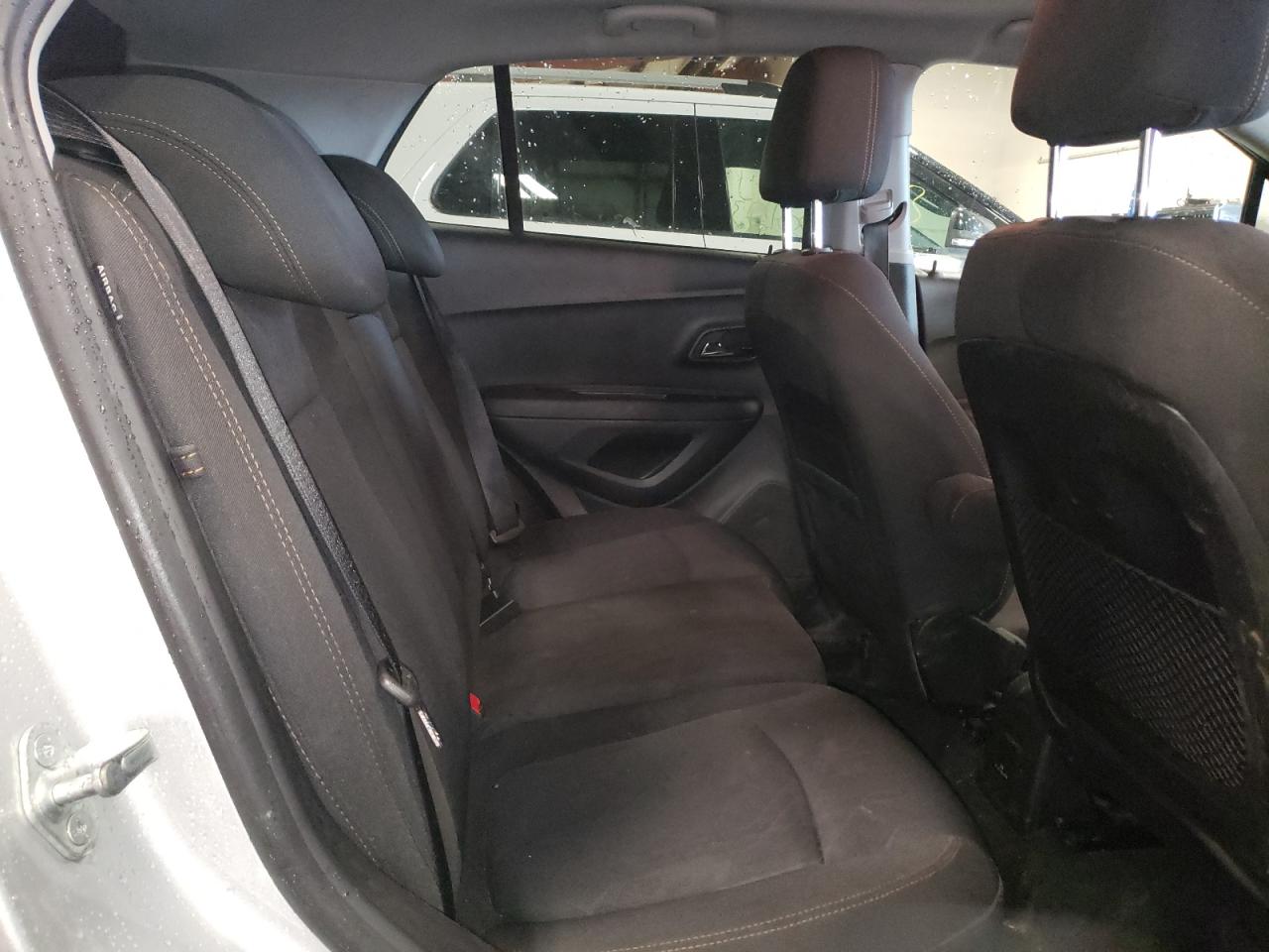 3GNCJLSB5KL284023 CHEVROLET TRAX 2019