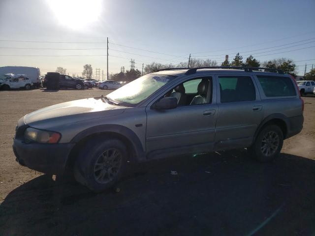 2004 Volvo XC70 