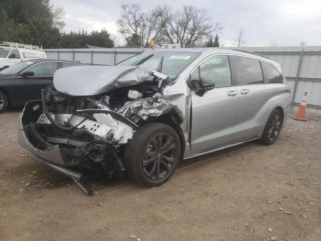 2022 TOYOTA SIENNA XSE - 5TDDRKEC6NS136515