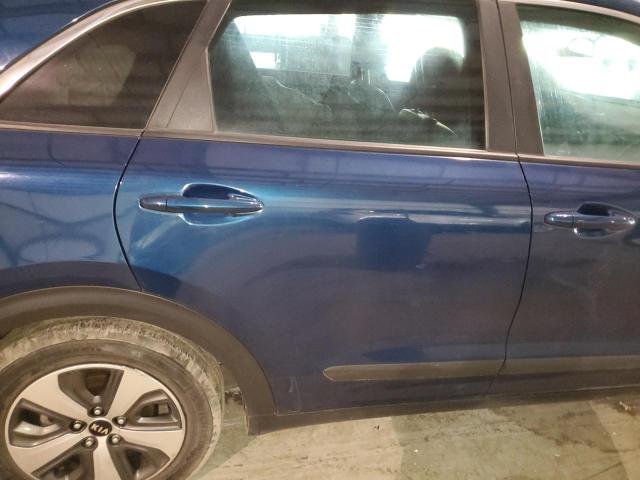KNDCC3LC9J5126888 KIA NIRO EX