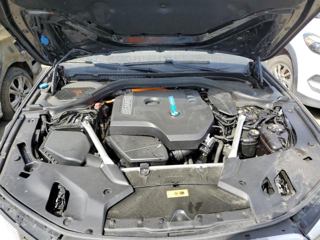 WBAJA9C59JB253138 BMW 530e