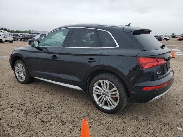 WA1BNAFY8J2000910 2018 AUDI Q5, photo no. 2