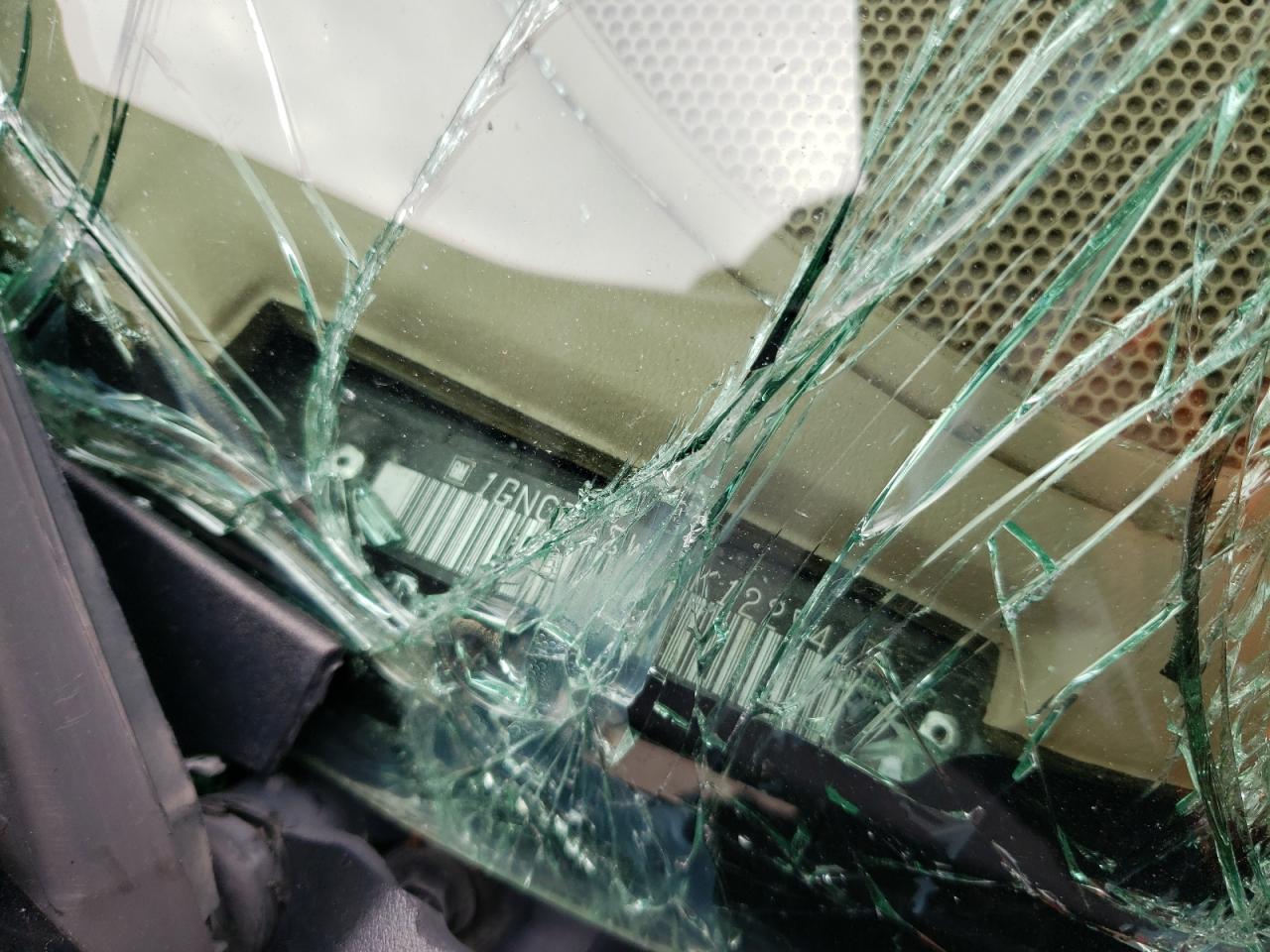 1GNCT18W42K122944 2002 Chevrolet Blazer