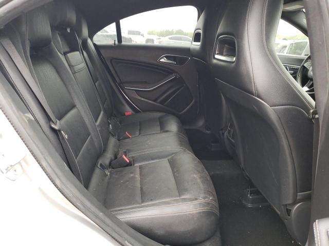 WDDSJ4EB2JN570731 Mercedes-Benz CLA 250