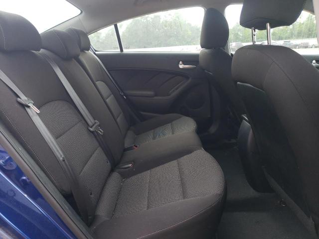 3KPFK4A70JE168415 KIA FORTE LX