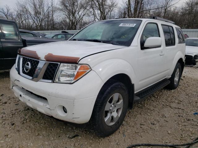 2005 Nissan Pathfinder LE