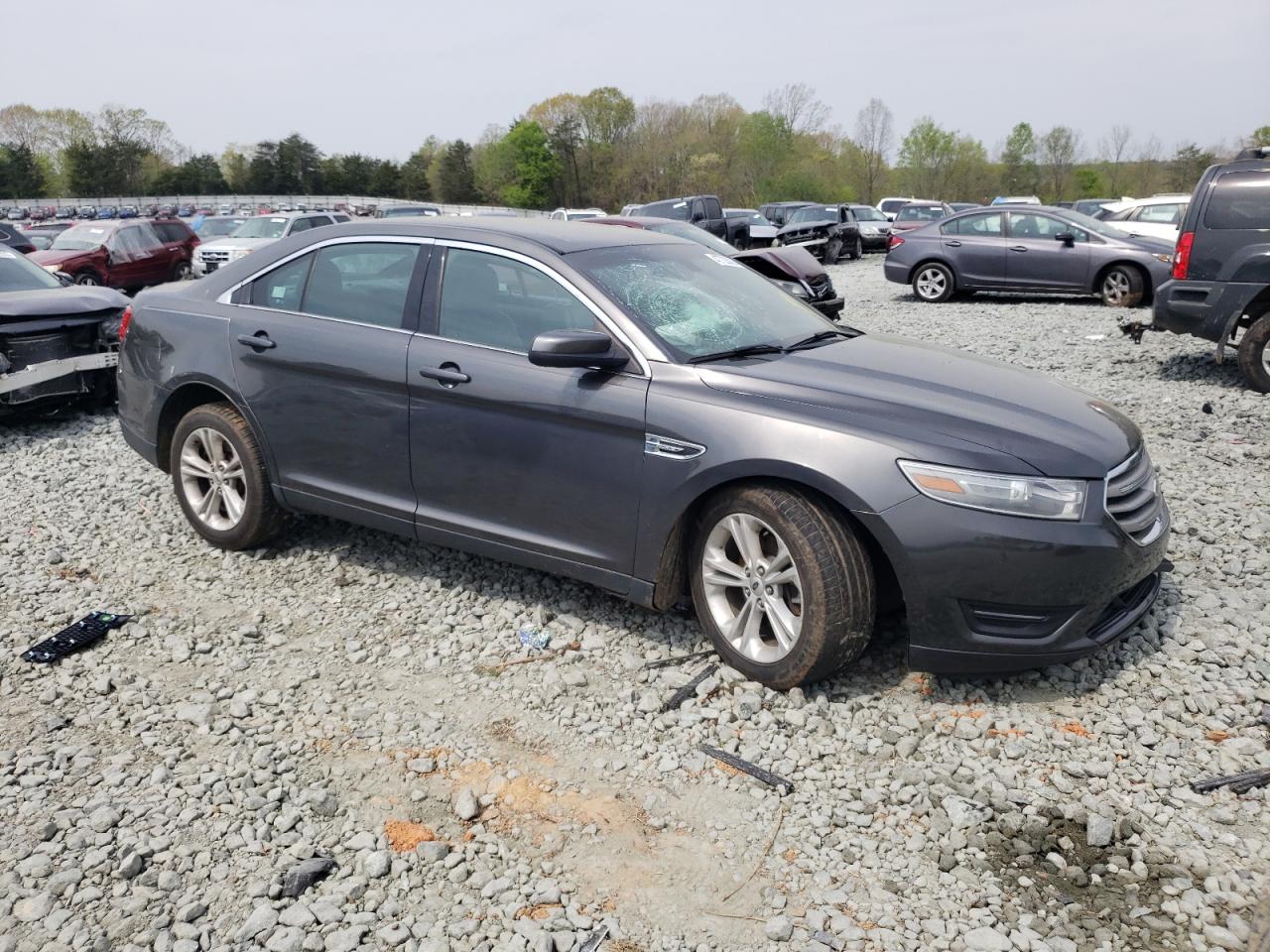 Lot #2378706944 2015 FORD TAURUS SEL