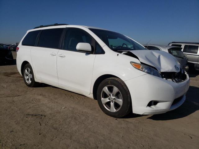 VIN 5TDKK3DC6DS343343 2013 TOYOTA SIENNA no.4