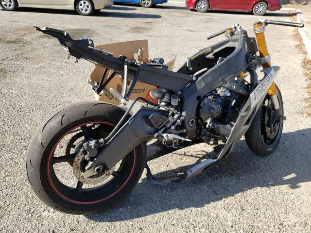 2016 YAMAHA YZFR6 C JYARJ16Y4GA009906