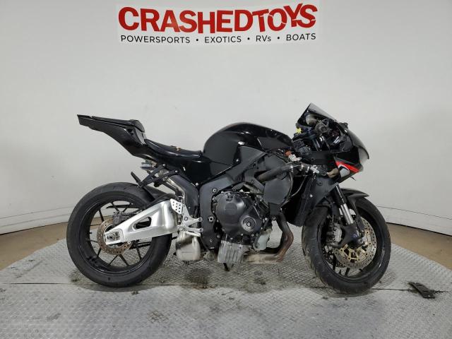 2015 HONDA CBR600 RR - JH2PC401XFK800072