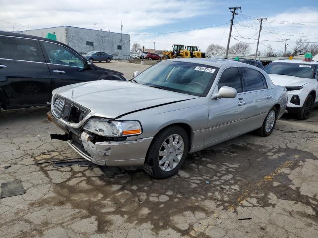 2004 Lincoln Town Car Ultimate