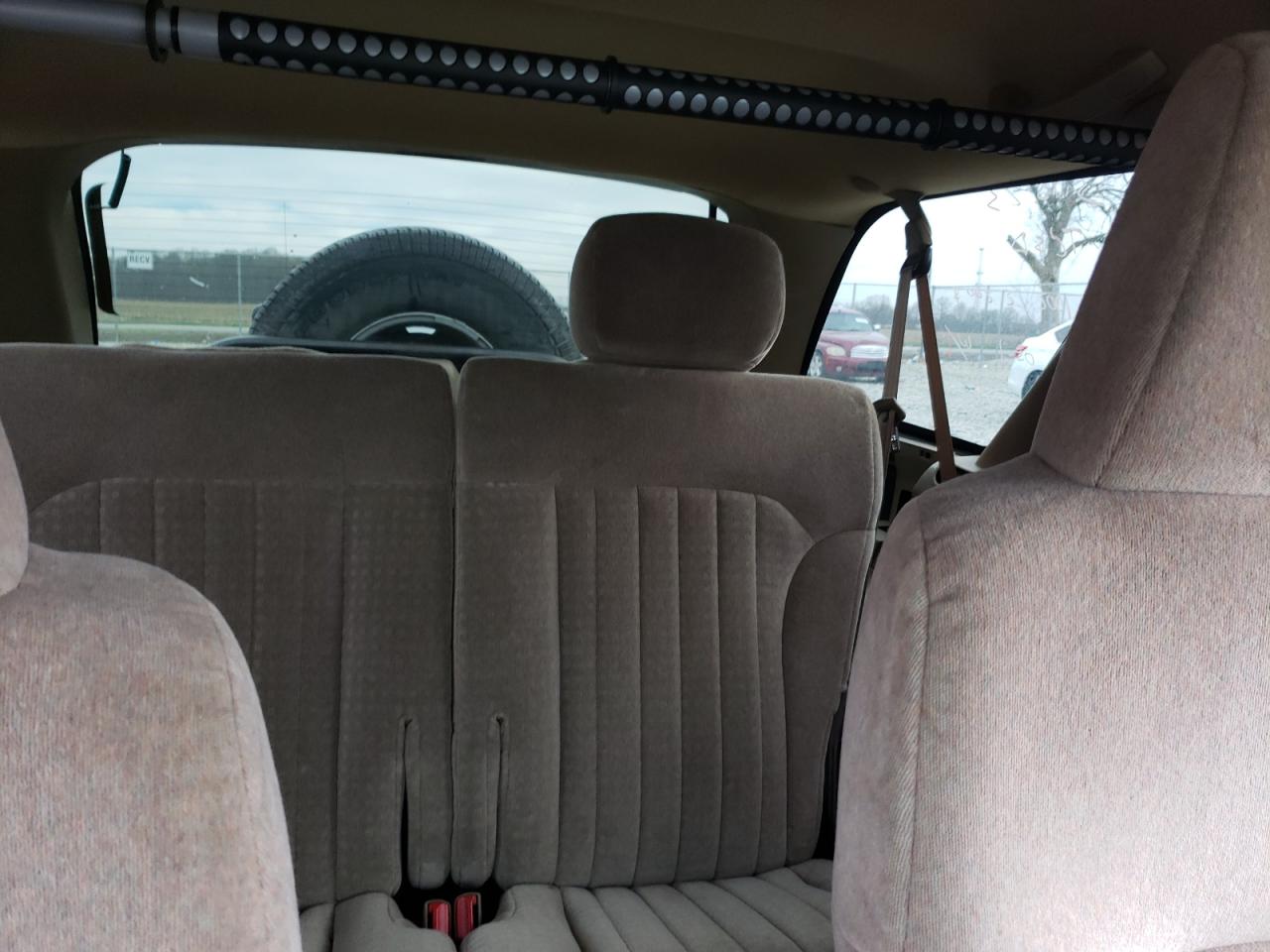 1GNCT18W42K122944 2002 Chevrolet Blazer