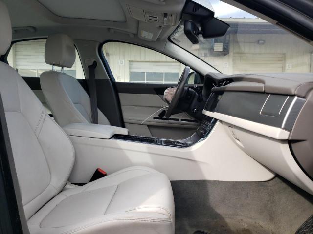2017 JAGUAR XF PREMIUM - SAJBD4BVXHCY38397