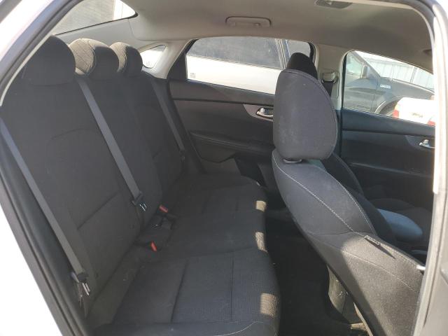 3KPF24AD3LE160415 KIA FORTE FE
