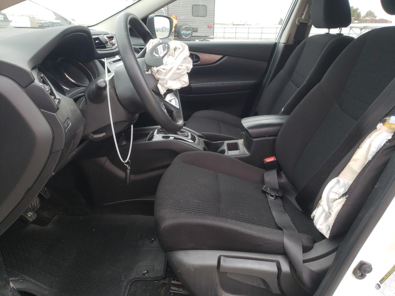 JN1BJ1CP7JW191082 NISSAN ROGUE 2018