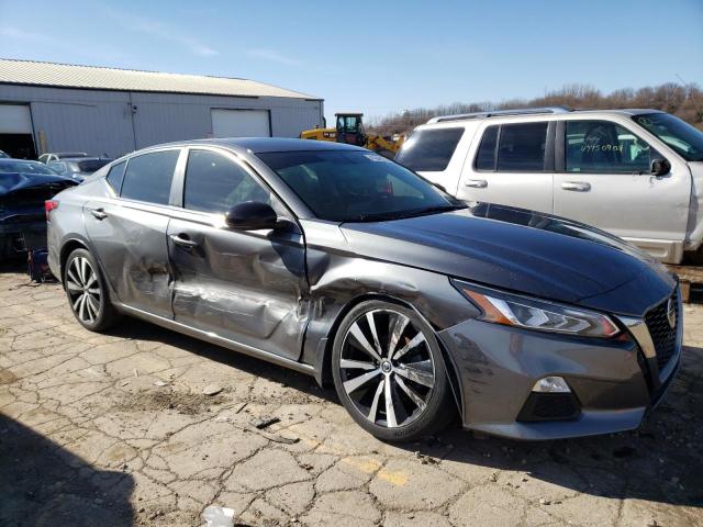 1N4BL4CW0KN303136 Nissan ALTIMA SR