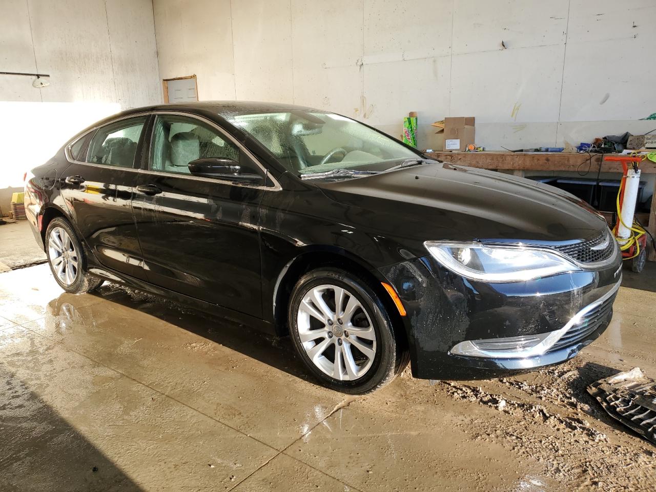 2016 Chrysler 200 Limited vin: 1C3CCCAB7GN113127