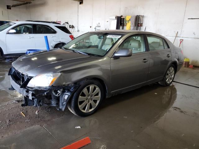 2005 Toyota Avalon XL