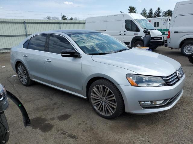 2015 VOLKSWAGEN PASSAT SE - 1VWBT7A35FC071362