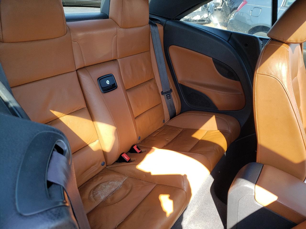 WVWFA7AH7AV013255 2010 Volkswagen Eos Lux