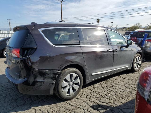 2C4RC1N76JR105594 2018 CHRYSLER PACIFICA, photo no. 3