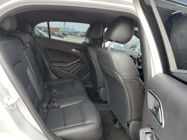 2018 MERCEDES-BENZ GLA 250 - WDCTG4EB1JJ426375