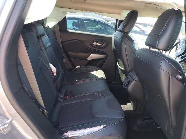 1C4PJLLB7JD605458 Jeep Cherokee Latitude Plus