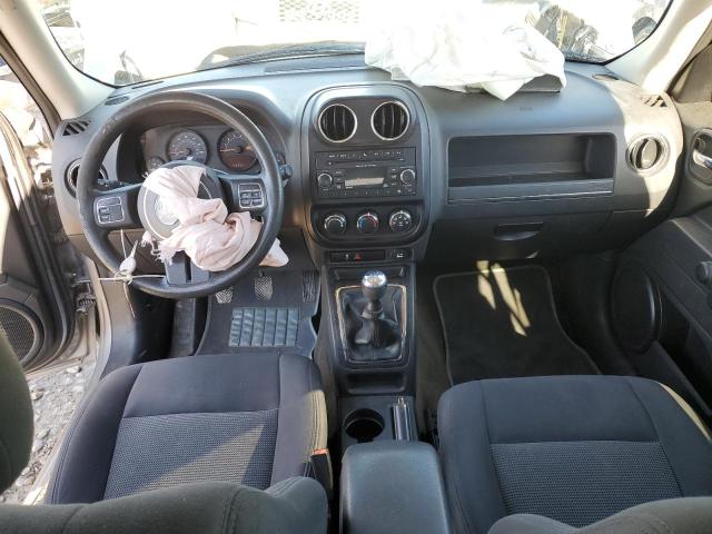 1C4NJPBA5GD739949 Jeep Patriot Sport