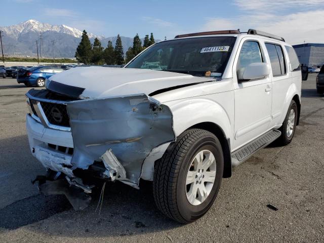 2005 Nissan Pathfinder LE