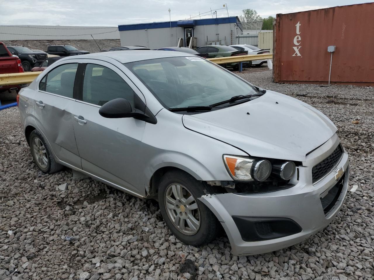 Chevrolet Sonic  2015 1G1JC5SH4F4133981 photo 4